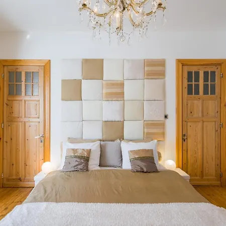Azee Bed & Breakfast Ostend