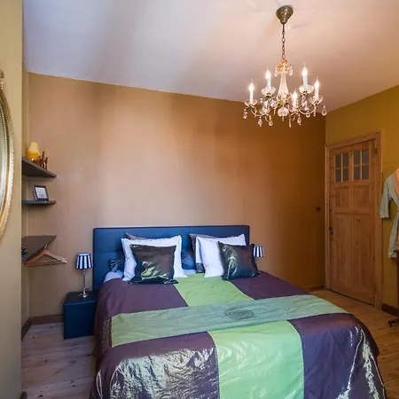 Bed & Breakfast Azee