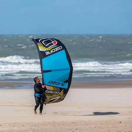 Azee Ostend